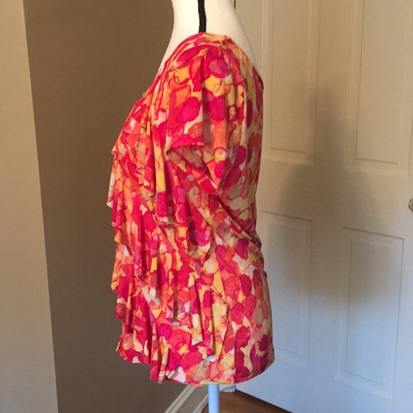 Laura Ashley pink ruffle top - medium runs large - Picture 2 of 4